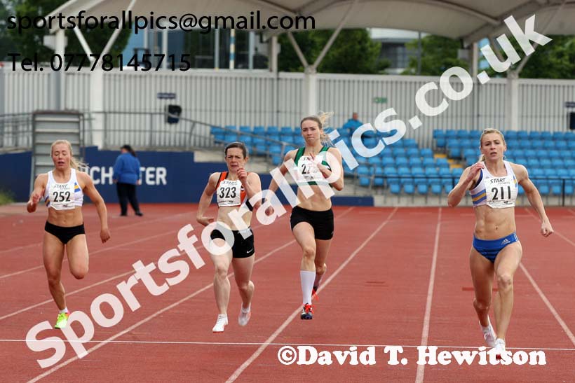 Senior womens 200 metres, Northern Senior and Under-20s Champs., SportsCity, Manchester. Photo: David T. Hewitson/Sports for All Pics